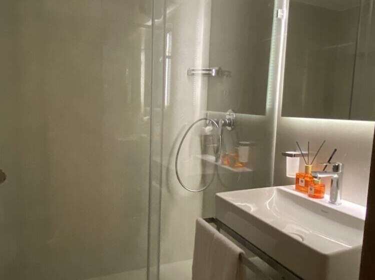 اتاق استاندارد, Lady Diana