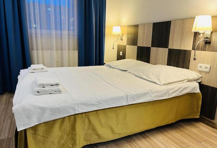 شقة غرفتين, Major Budget