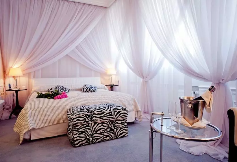 Sviitti, Opera Hotel The Leading Hotels Of The World