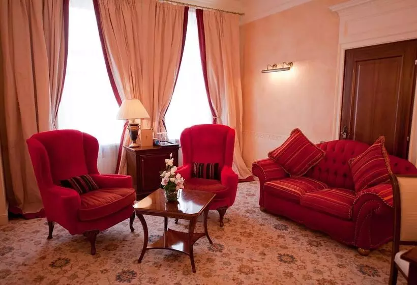 Sviitti, Opera Hotel The Leading Hotels Of The World