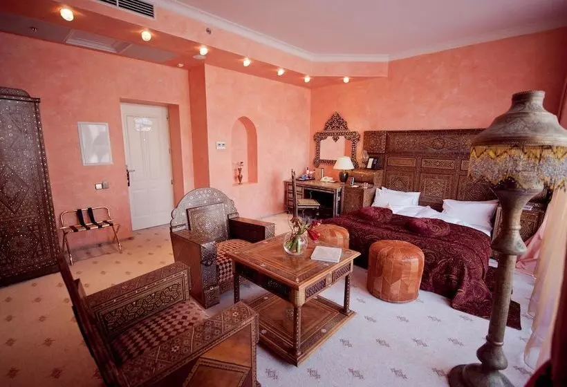 Sviitti, Opera Hotel The Leading Hotels Of The World