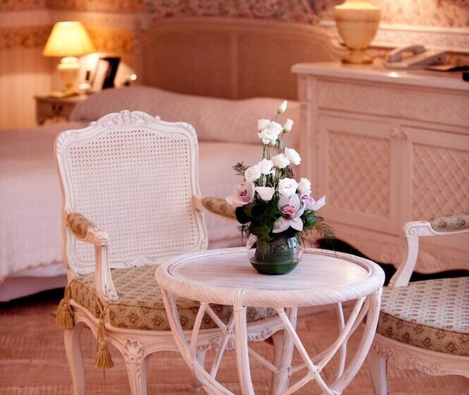 سوییت, Opera Hotel   The Leading Hotels Of The World