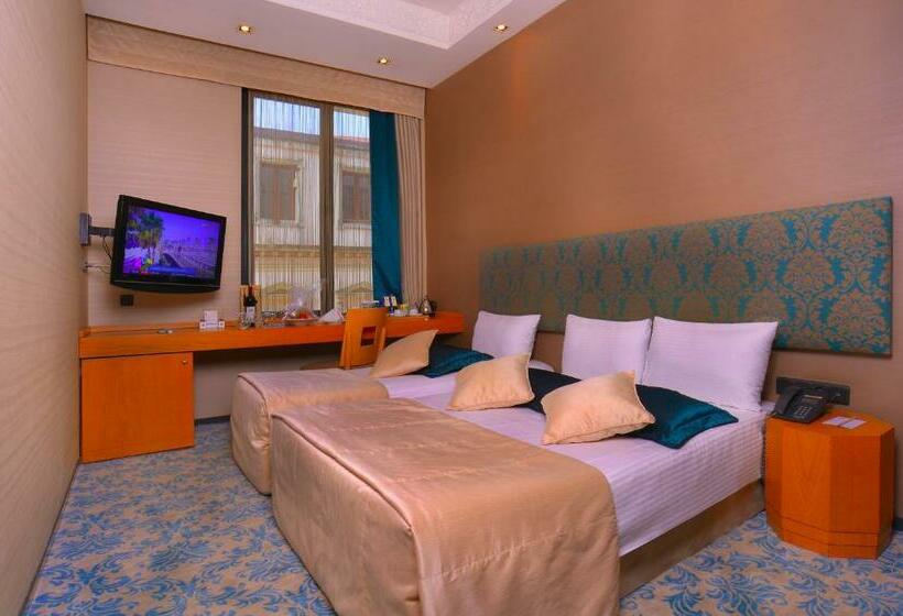 اتاق سوپریور سه تخته, Pera Tulip