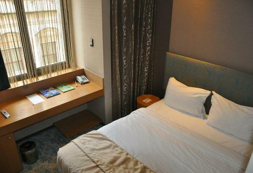 اتاق اکونومی, Pera Tulip