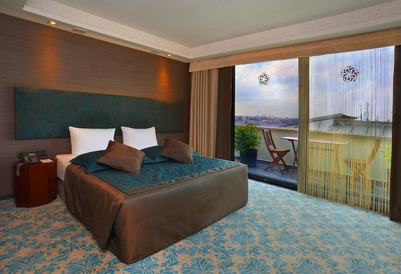 اتاق اجرایی, Pera Tulip