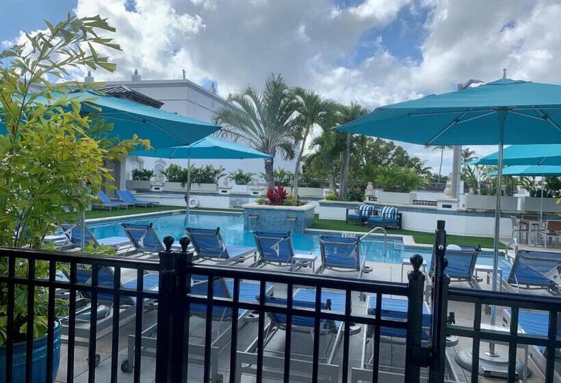 غرفة ديلوكس سرير كينج ذات إطلالة, Inn On Fifth