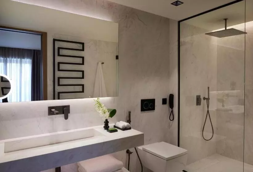 景色の見えるスイートルーム, Dusit Suites Athens