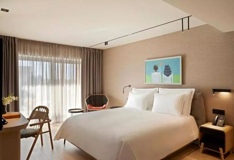 シティビュースイート, Dusit Suites Athens