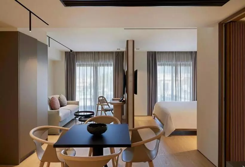 スイート, Dusit Suites Athens