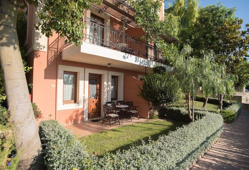 Люкс Премиум, Katalagari Country Suites