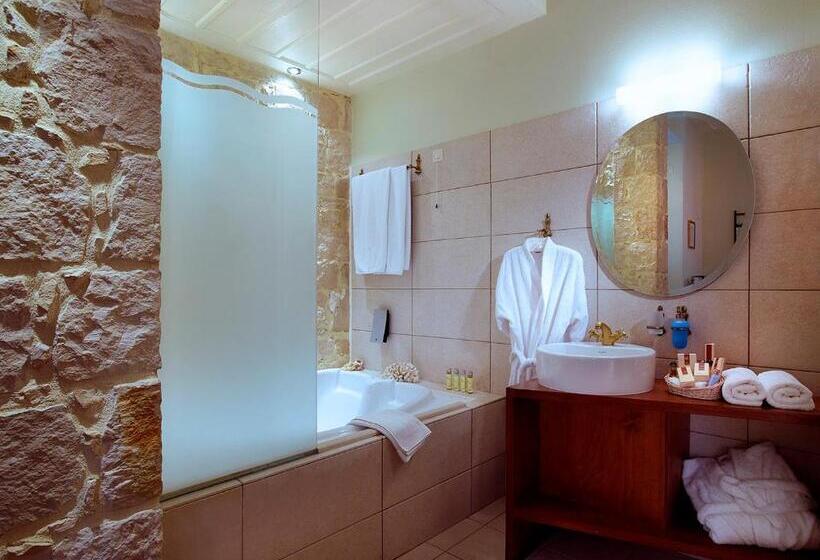 スイート（家族用）, Katalagari Country Suites