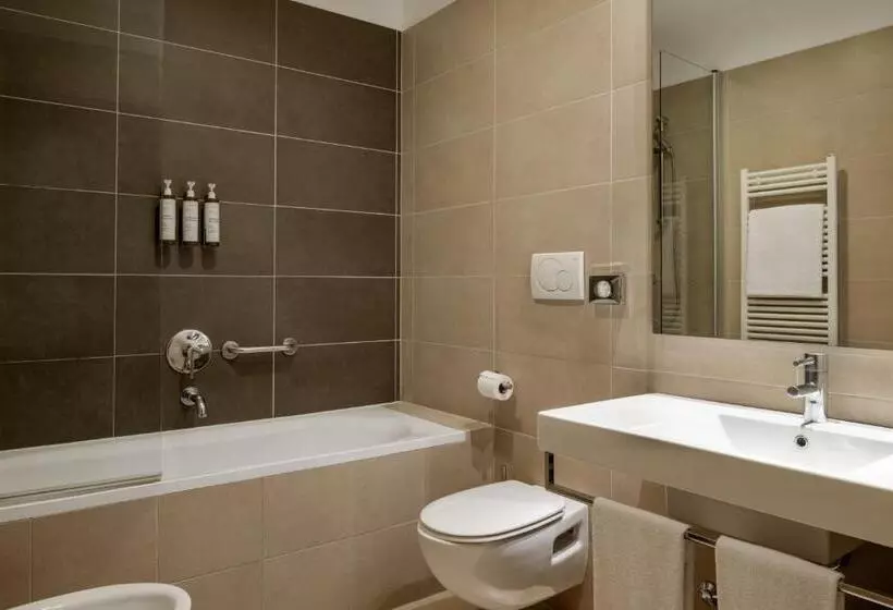 اتاق لوکس, Ac Hotel By Marriott Milan Sesto