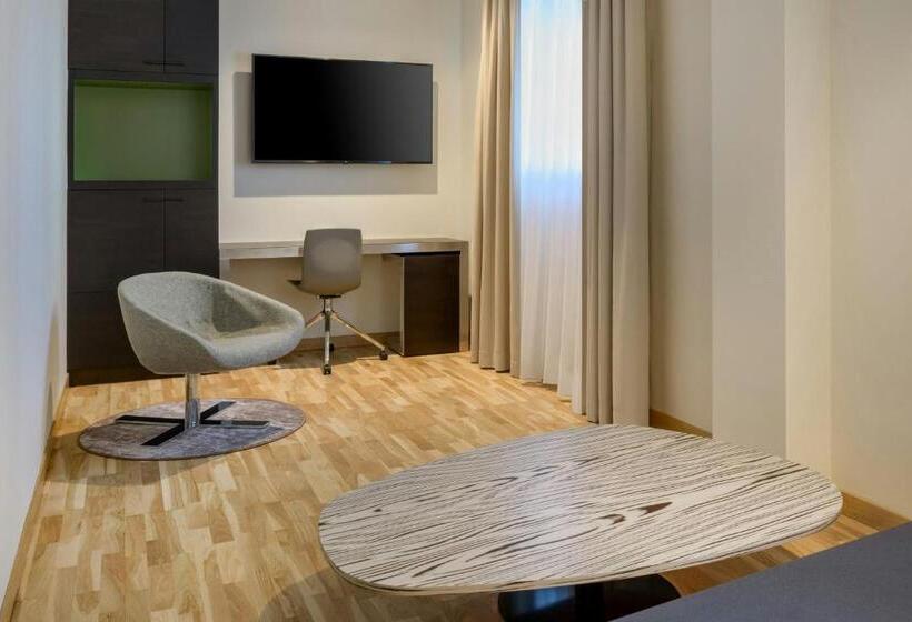 מיטת קינג בסוויטה, Ac Hotel By Marriott Milan Sesto