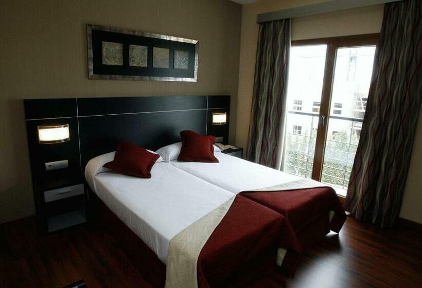 スタンダードルーム, Andalussia