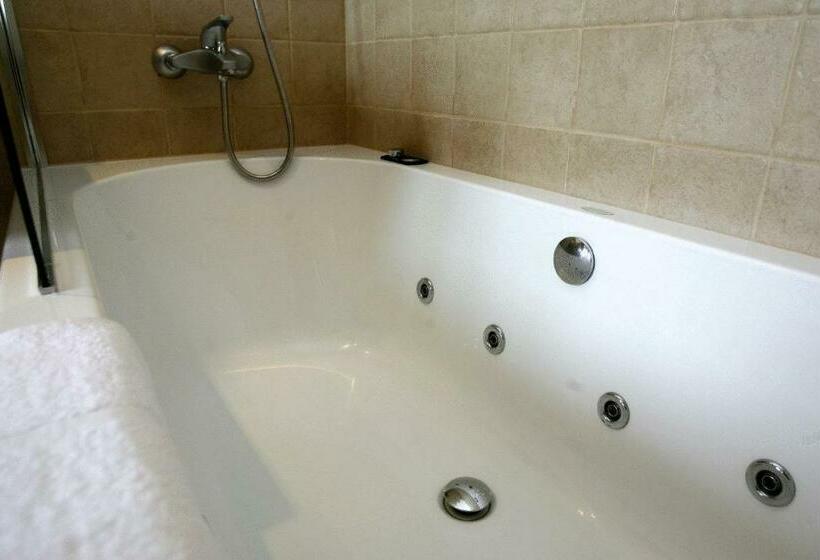 ジュニアスイート, Andalussia