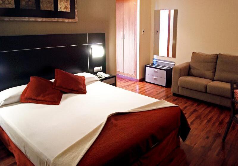 デラックストリプルルーム, Andalussia