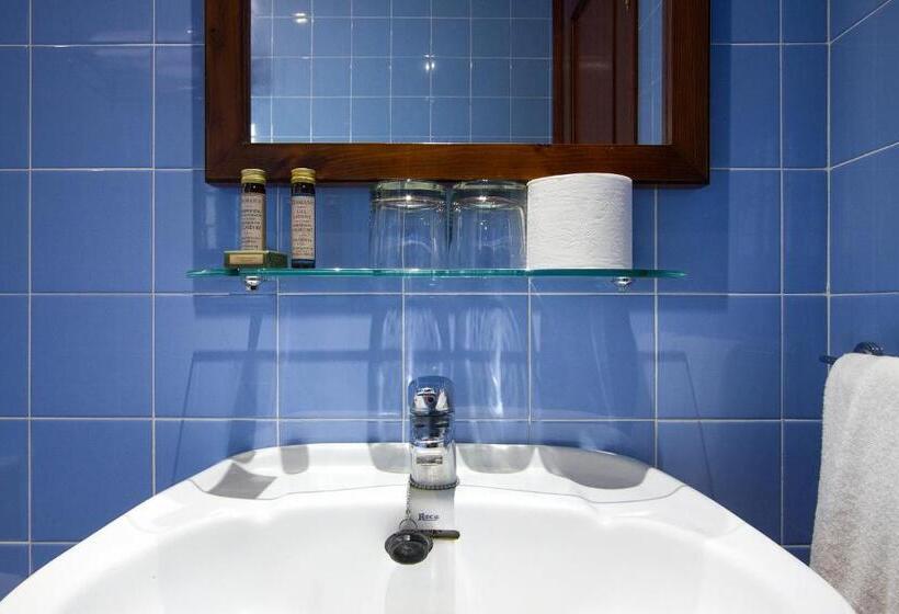 חדר סטנדרט, Antiga