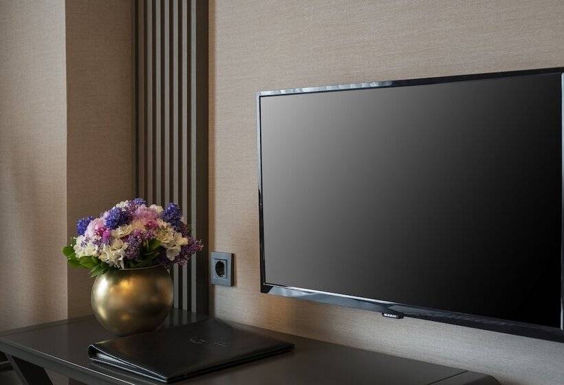 اتاق لوکس با بالکن, Arts Hotel Taksim