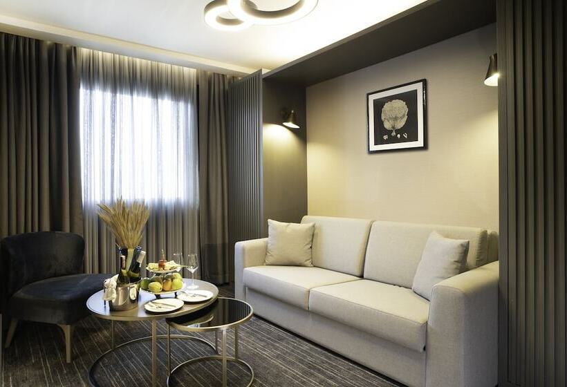 سوییت جونیور با چشمانداز دریا, Arts Hotel Taksim