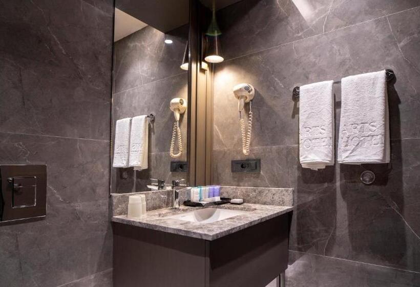 سوییت با چشمانداز دریا, Arts Hotel Taksim