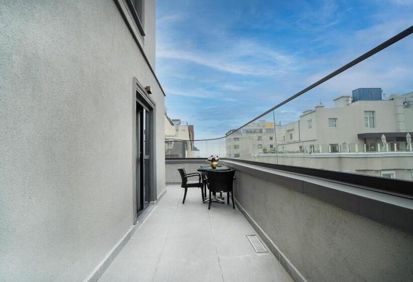 Suite with Terrace, Arts Hotel Taksim