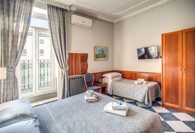 חדר סטנדרט לשלושה, Centro Cavour