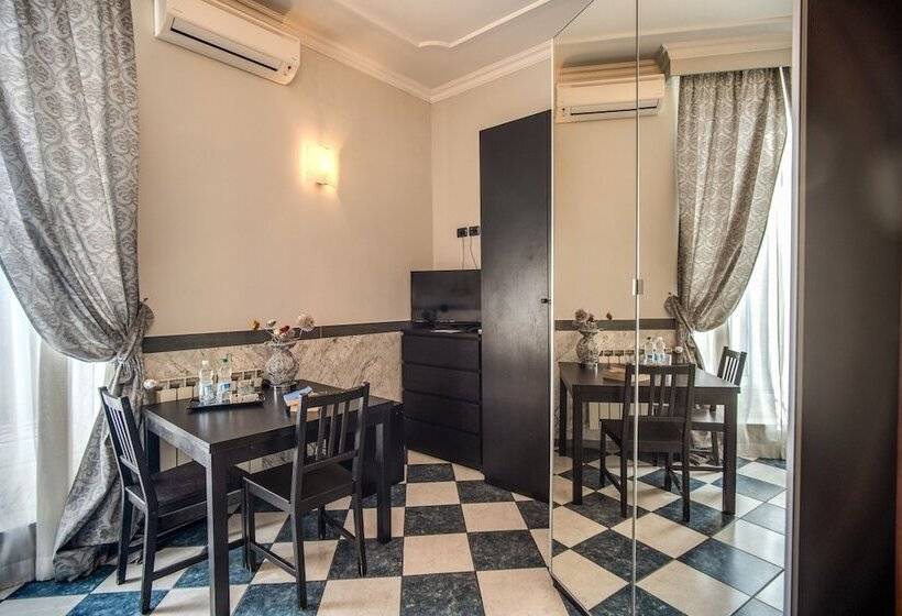 חדר סטנדרט לארבעה, Centro Cavour