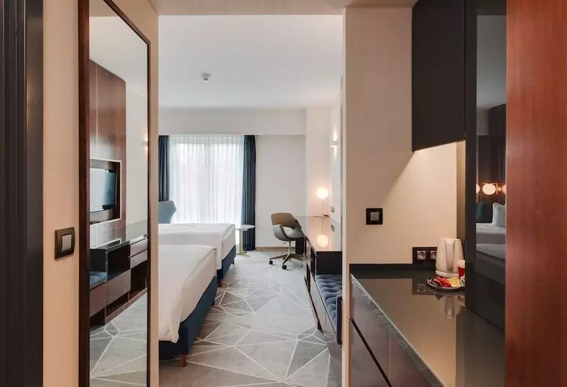 اتاق استاندارد با 2 تخت دوبل, Doubletree By Hilton Cluj – City Plaza