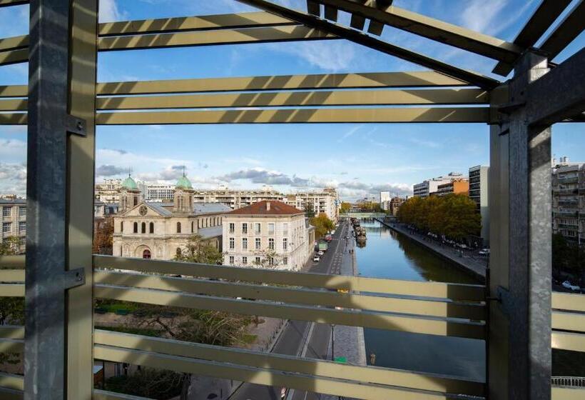 景色の見えるスイートルーム, Holiday Inn Express Paris Canal De La Villette, An Ihg