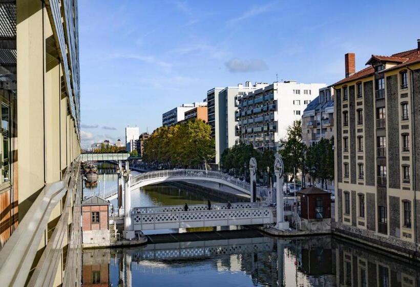 景色の見えるスイートルーム, Holiday Inn Express Paris Canal De La Villette, An Ihg