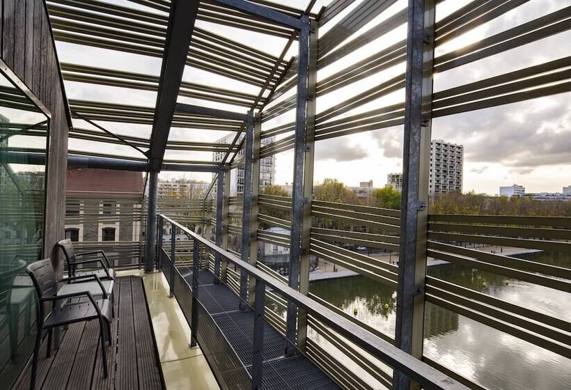 景色の見えるスイートルーム, Holiday Inn Express Paris Canal De La Villette, An Ihg