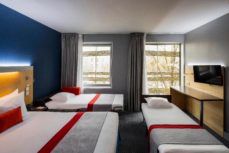 スタンダードシティビュールーム, Holiday Inn Express Paris Canal De La Villette, An Ihg
