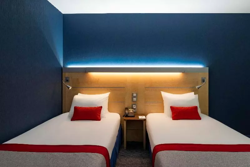 スタンダードルーム, Holiday Inn Express Paris Canal De La Villette, An Ihg