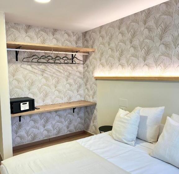 اتاق استاندارد, Hostal La Poetisa   Auto Check In