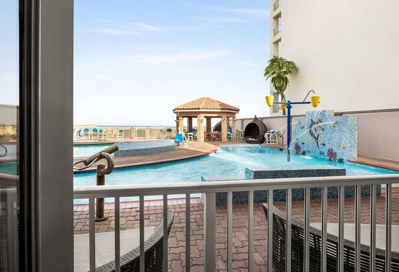 غرفة قياسية مطلّة علي حمام السباحة, La Copa Inn Beach