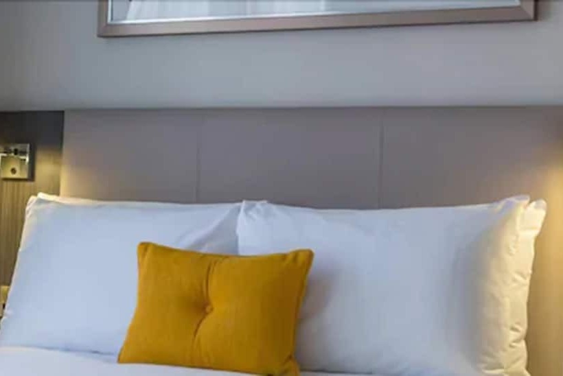 4인용 수피리어 룸, Maldron Hotel Parnell Square Dublin City