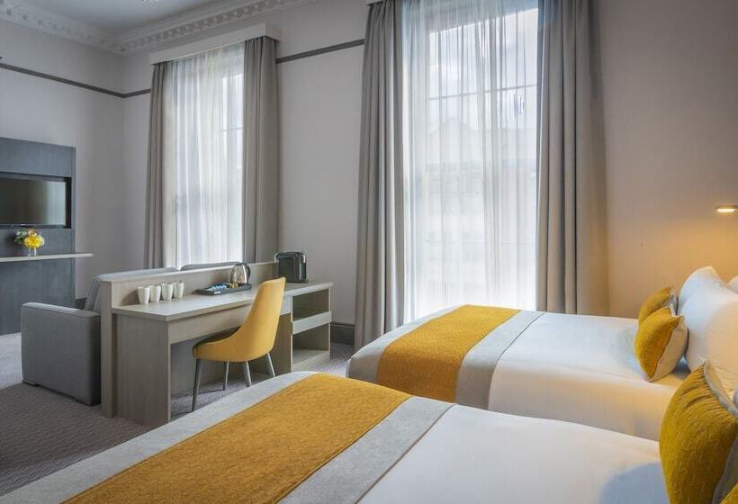 חדר משפחתי דלוקס, Maldron Hotel Parnell Square Dublin City