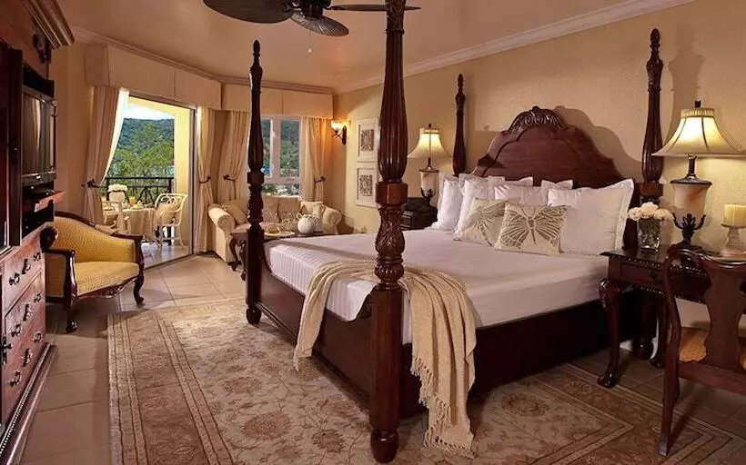 スイートクラブ シービュー, Sandals South Coast All Inclusive Couples Only