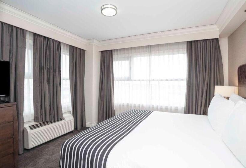 غرفة قياسية سرير كينج, Sandman Signature Toronto Airport