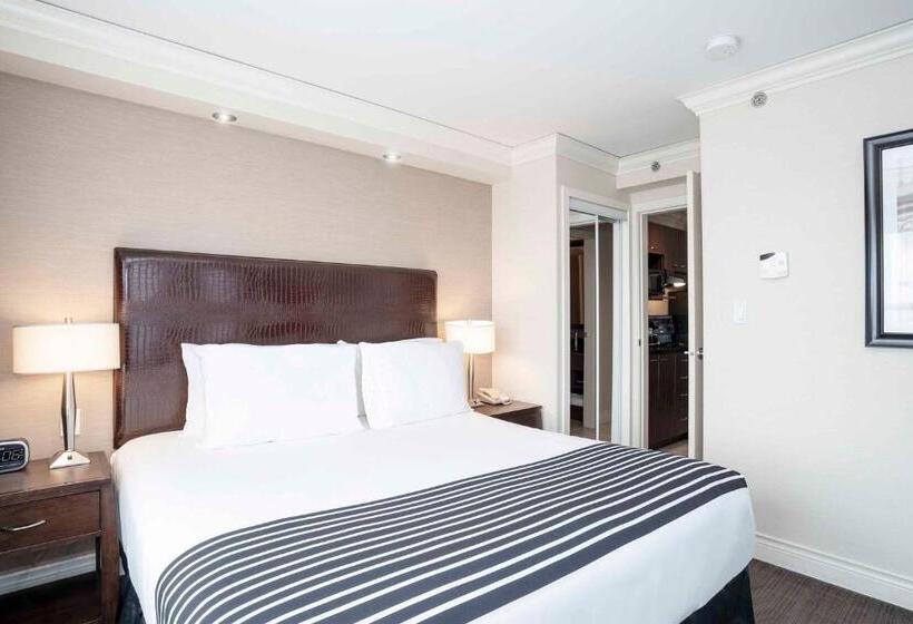 غرفة قياسية سرير كينج, Sandman Signature Toronto Airport