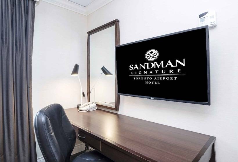 جناح, Sandman Signature Toronto Airport