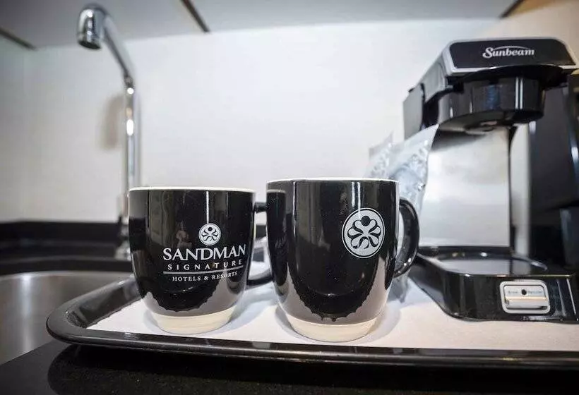 スイート, Sandman Signature Toronto Airport