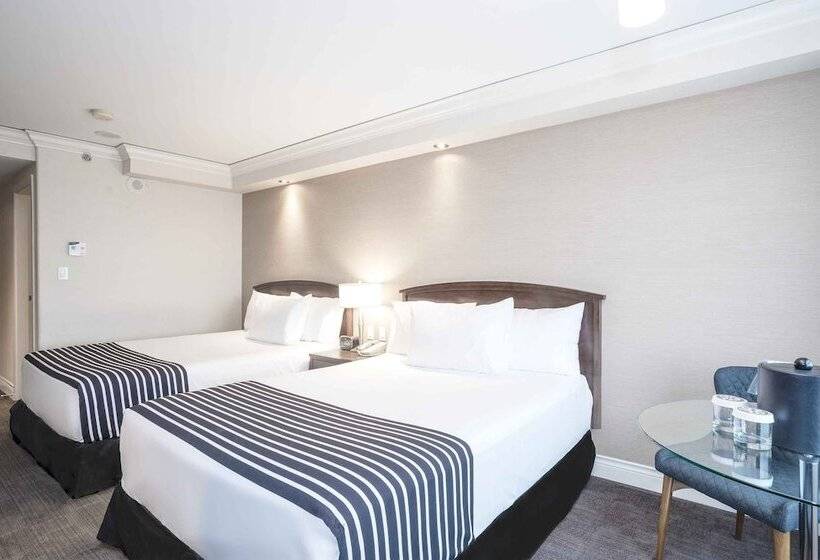 غرفه قياسيه سريرين مزدوجين, Sandman Signature Toronto Airport