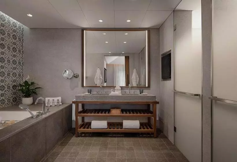 سوییت لوکس, Six Senses Douro Valley