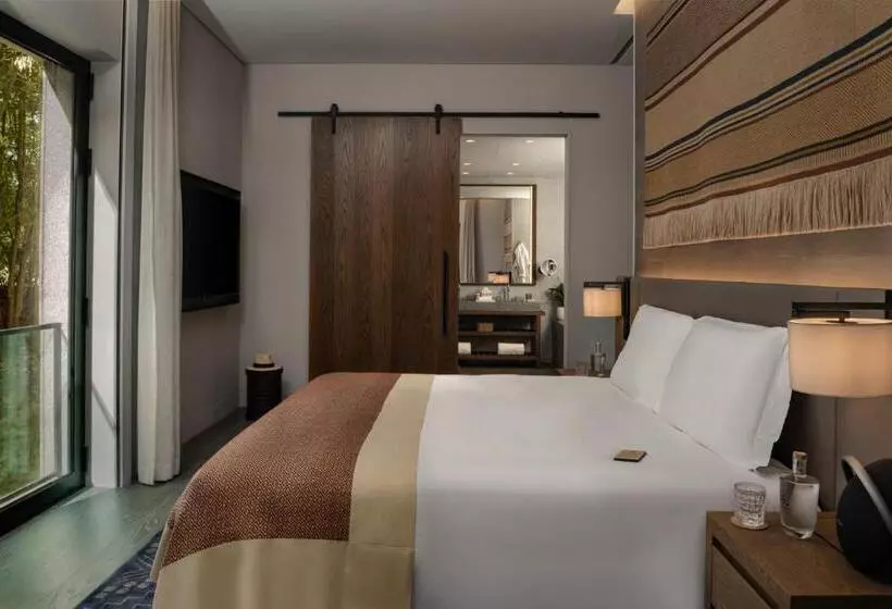 سوییت با چشم‌انداز باغ, Six Senses Douro Valley