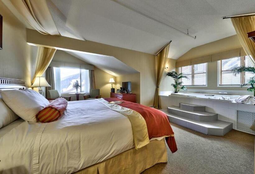 מיטת קינג בסוויטה, Sun Peaks Lodge