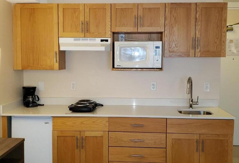 סוויטה, Sun Peaks Lodge