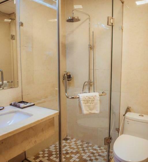 اتاق سوپریور با چشم‌انداز شهر, Thang Long Opera