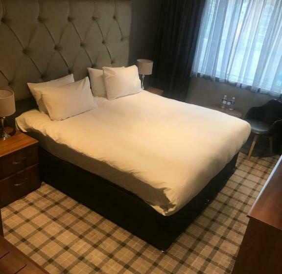 اتاق استاندارد, The Scot