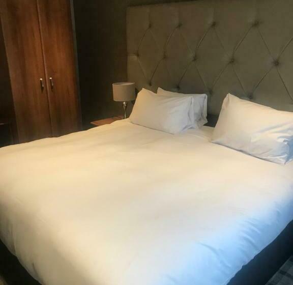 اتاق استاندارد, The Scot